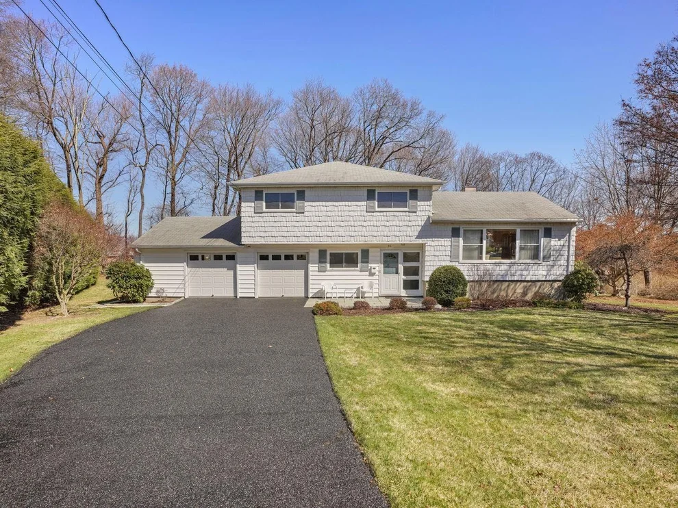 Unit for sale at 94 Robert Place, Mount Pleasant, NY 10532
