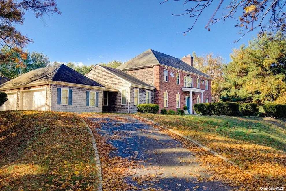 Unit for sale at 277 Piping Rock Road, Oyster Bay, NY 11560