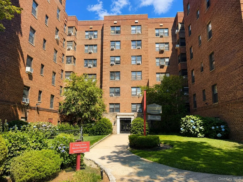 Unit for sale at 2 Fisher Drive, Mount Vernon, NY 10552