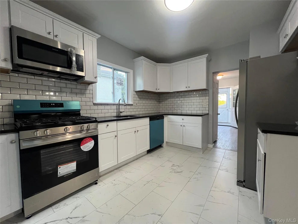 Unit for sale at 53 Richmond Place, Middletown, NY 10940