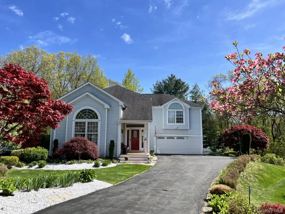 Unit for sale at 34 Coventry Circle, Carmel, NY 10541