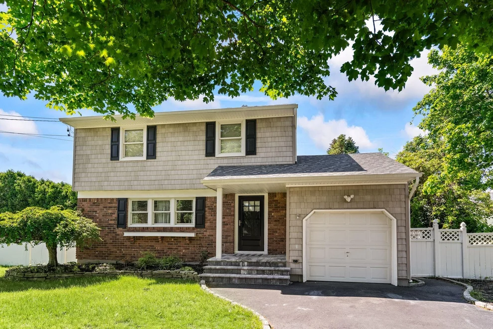 Unit for sale at 170 Lenox Street, Brookhaven, NY 11776