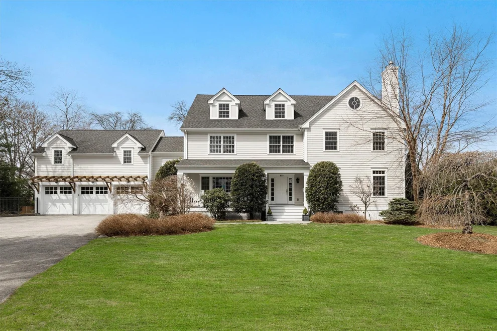 Unit for sale at 803 Oakwood Road, Mamaroneck, NY 10543