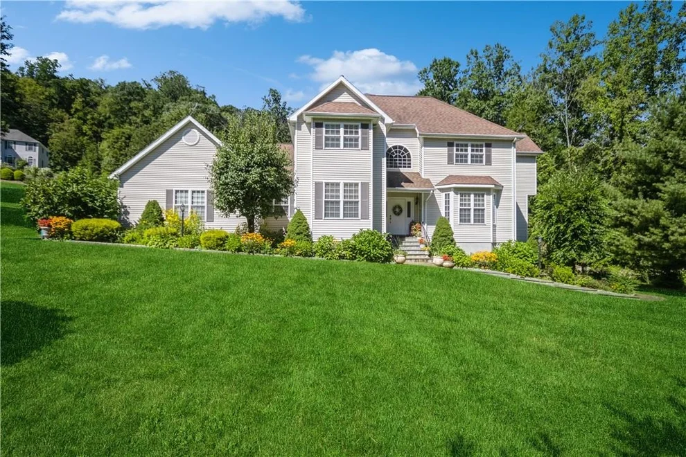Unit for sale at 80 Pennebrook Lane, Carmel, NY 10512