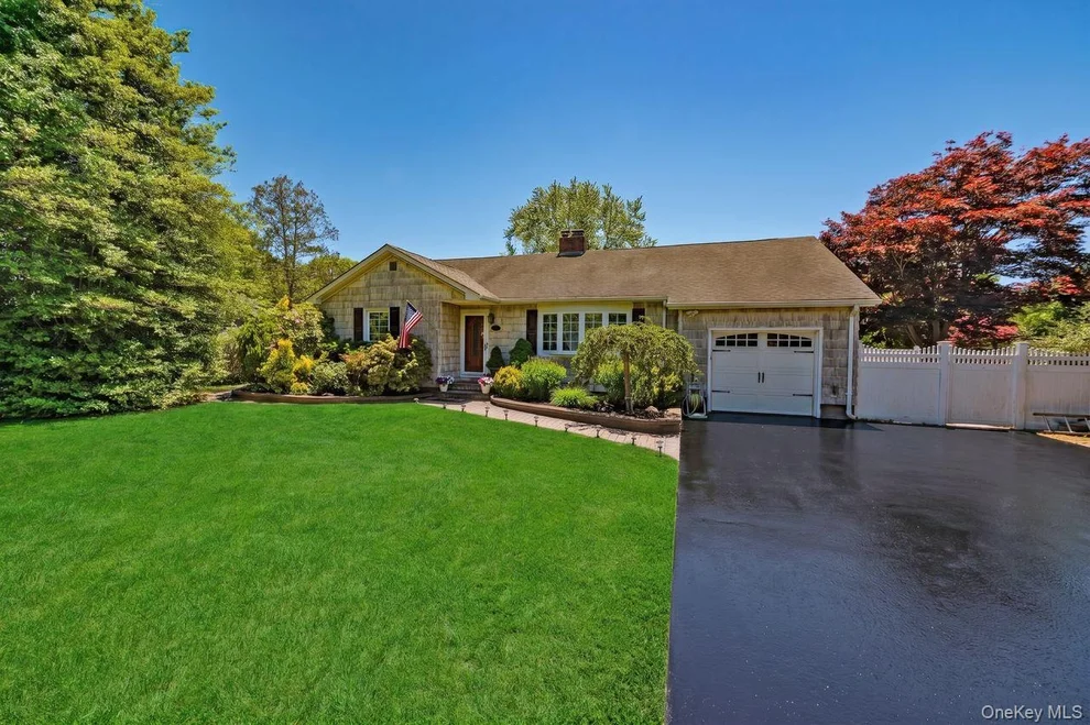 Unit for sale at 20 Bayside Avenue, Brookhaven, NY 11763