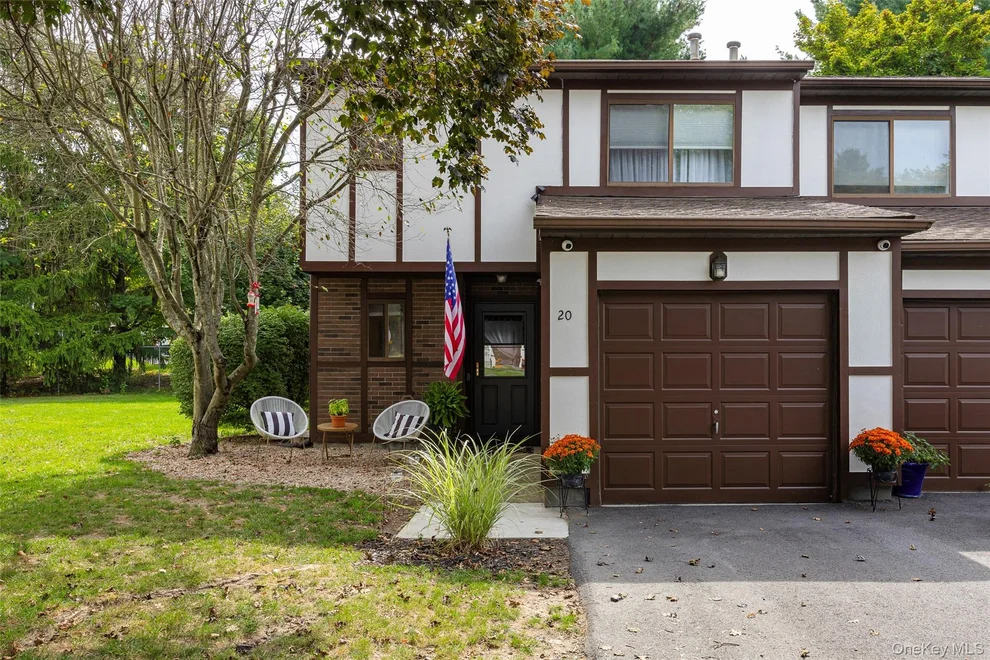 Unit for sale at 20 Amber Court, Poughkeepsie (Town), NY 12603