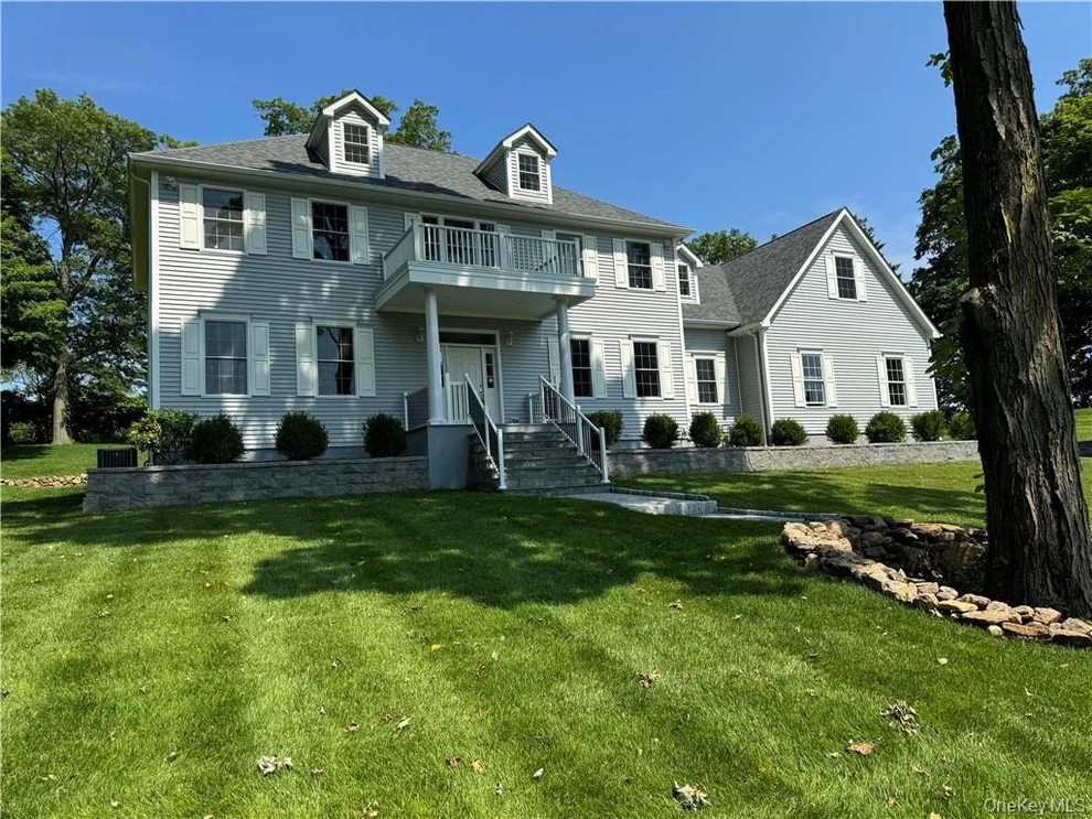 Unit for sale at 7 Ligi Lane, Greenburgh, NY 10607