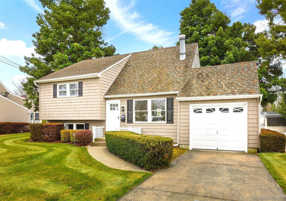 Unit for sale at 43 Circuit Road, Brookhaven, NY 11713