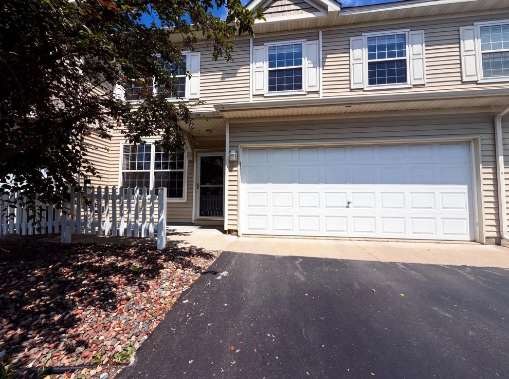 Unit for sale at 5221 Robin Lane, Farmington, MN 55024