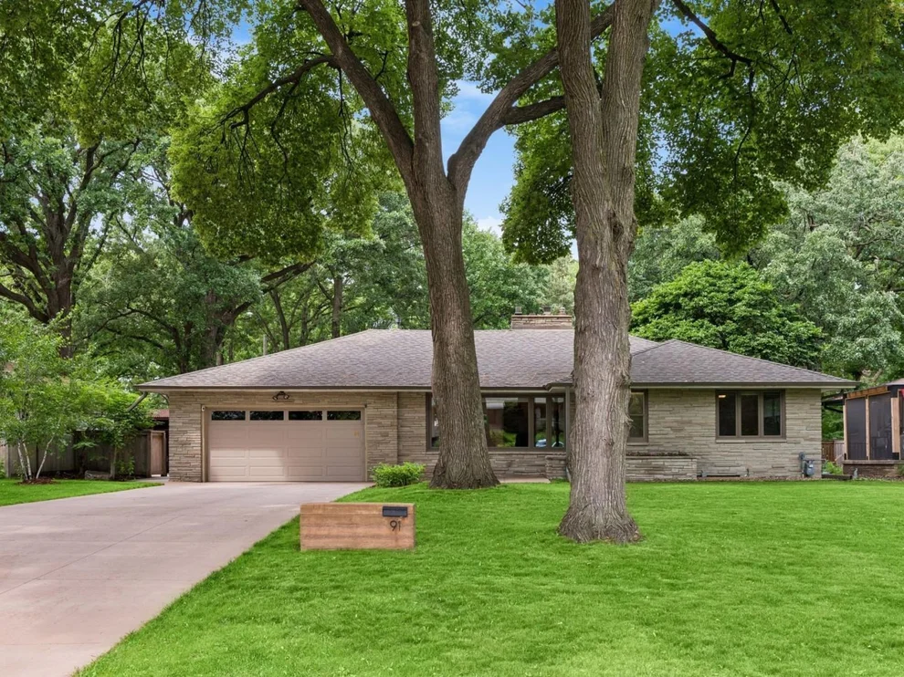 Unit for sale at 91 Mid Oaks Lane, Roseville, MN 55113