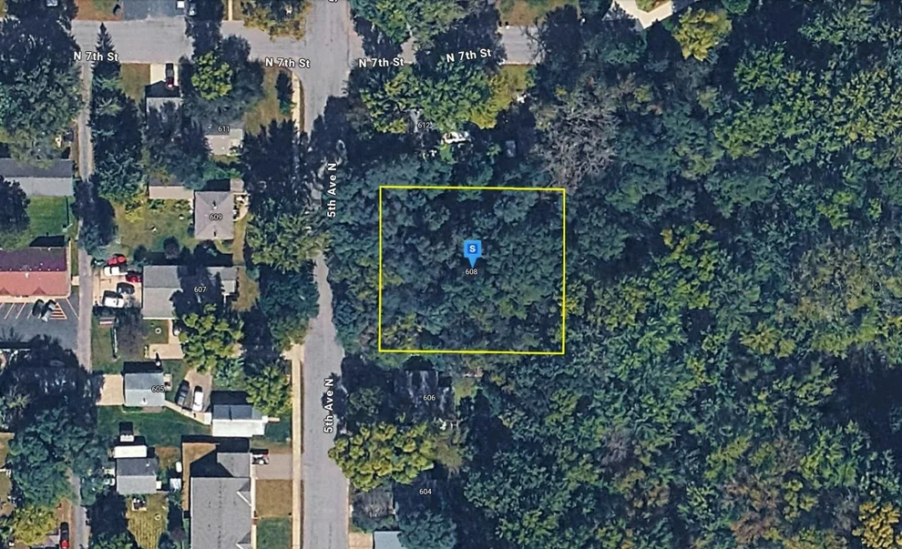 Unit for sale at 608 5th Avenue N, Princeton, MN 55371