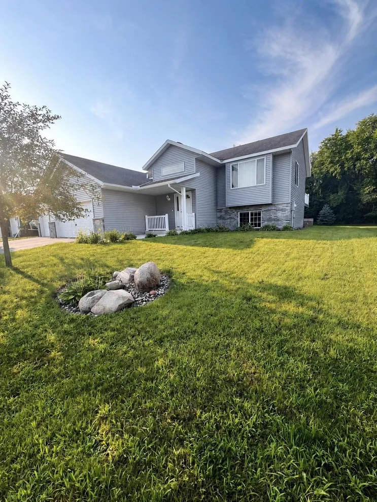 Unit for sale at 206 Rookery Drive, Cold Spring, MN 56320