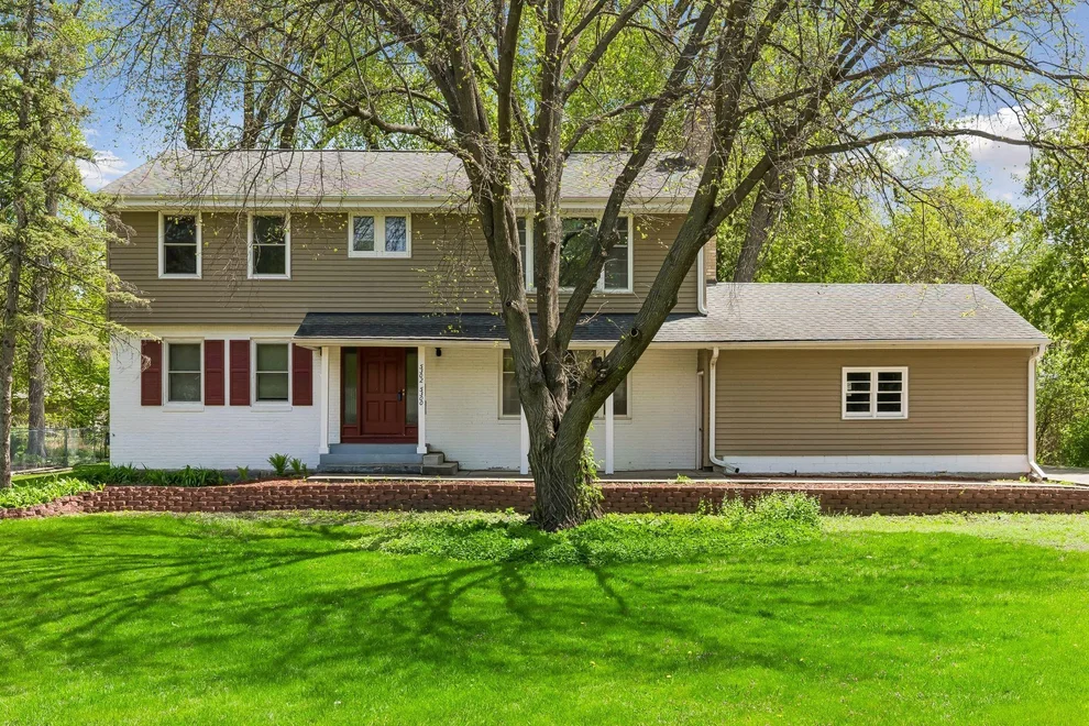 Unit for sale at 5300 33rd Avenue N, Golden Valley, MN 55422