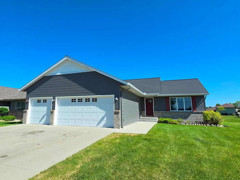 Unit for sale at 416 Torrey Pines Drive, Mankato, MN 56001