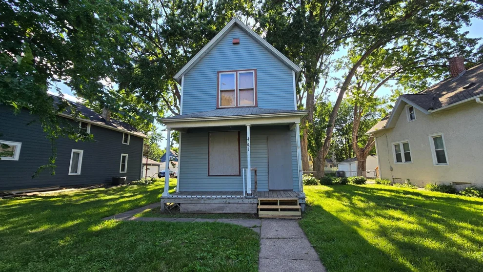 Unit for sale at 4031 Fremont Avenue N, Minneapolis, MN 55412