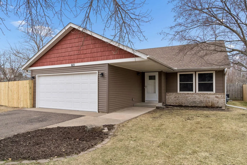 Unit for sale at 601 Cedar Street SW, Isanti, MN 55040