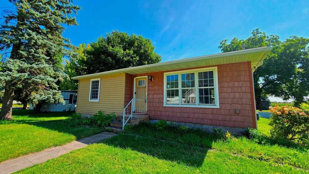 Unit for sale at 312 4th Street S, Gaylord, MN 55334