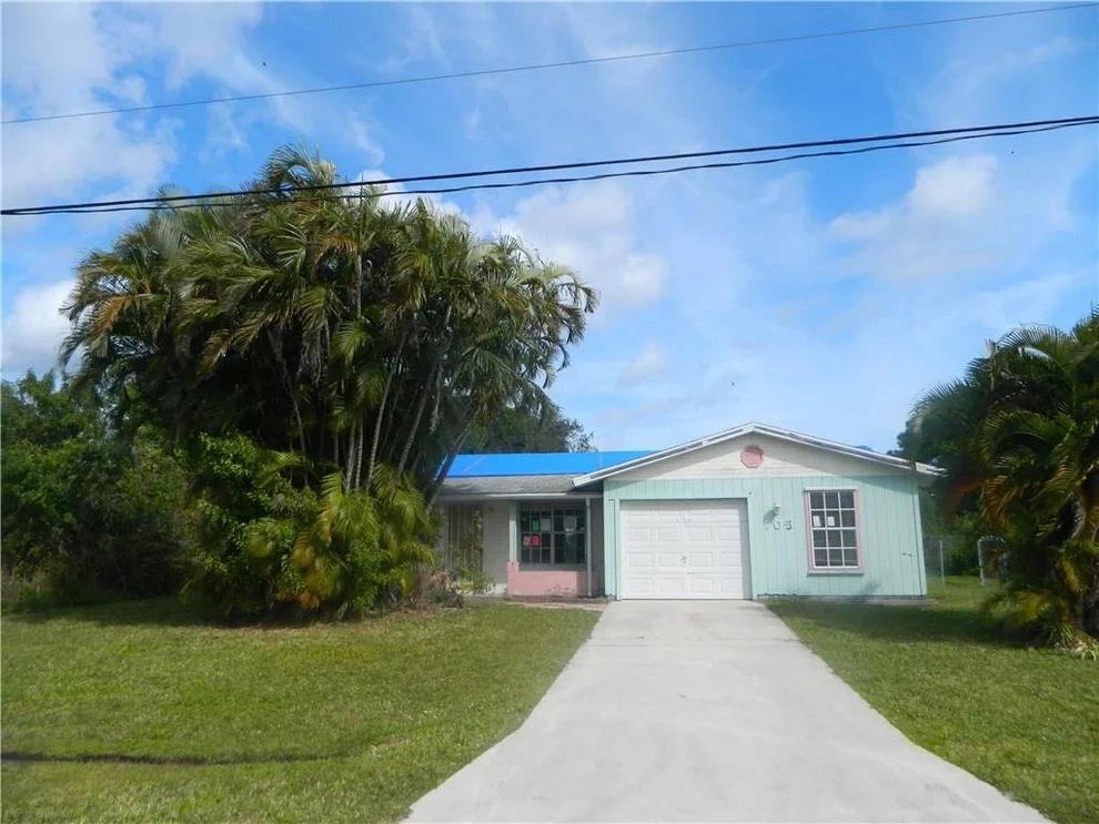 Unit for sale at 705 SE Lansdowne Avenue, Port St Lucie, FL 34983