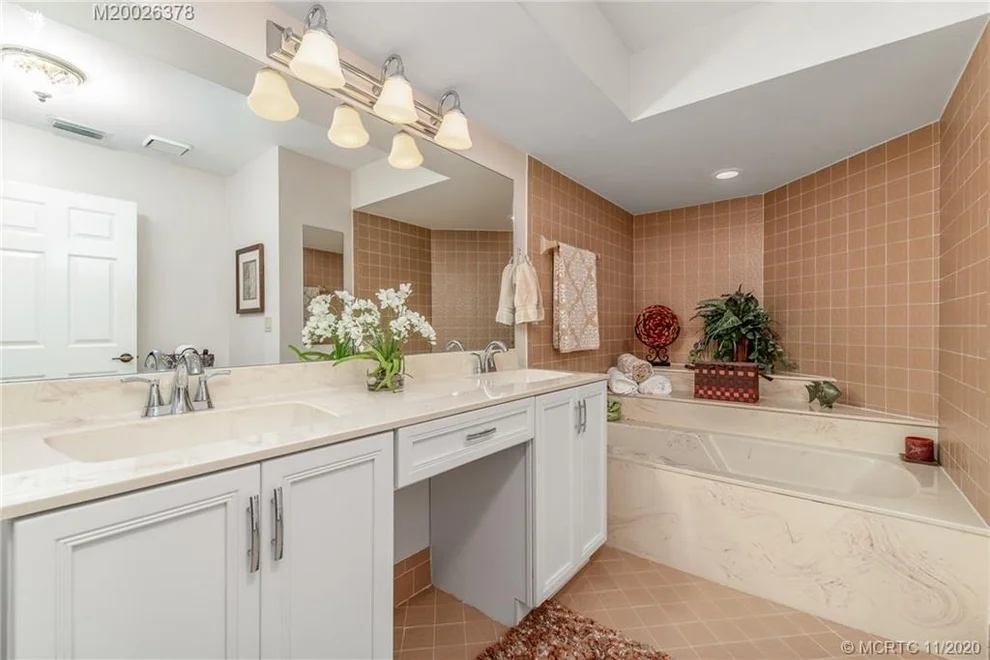 Unit for sale at 2626 La Lique Circle, West Palm Beach, FL 33410