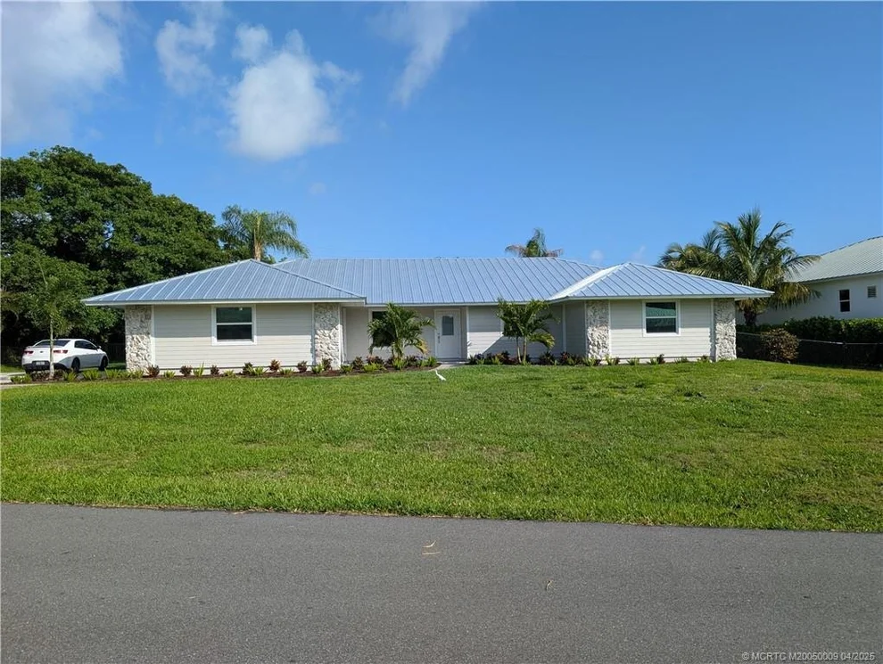 Unit for sale at 8475 SE Bayberry Terrace, Hobe Sound, FL 33455