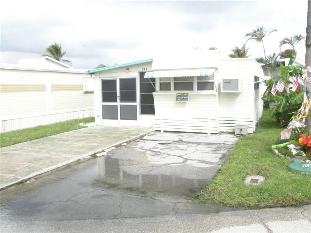 Unit for sale at 923 S Nettles Boulevard, Jensen Beach, FL 34957