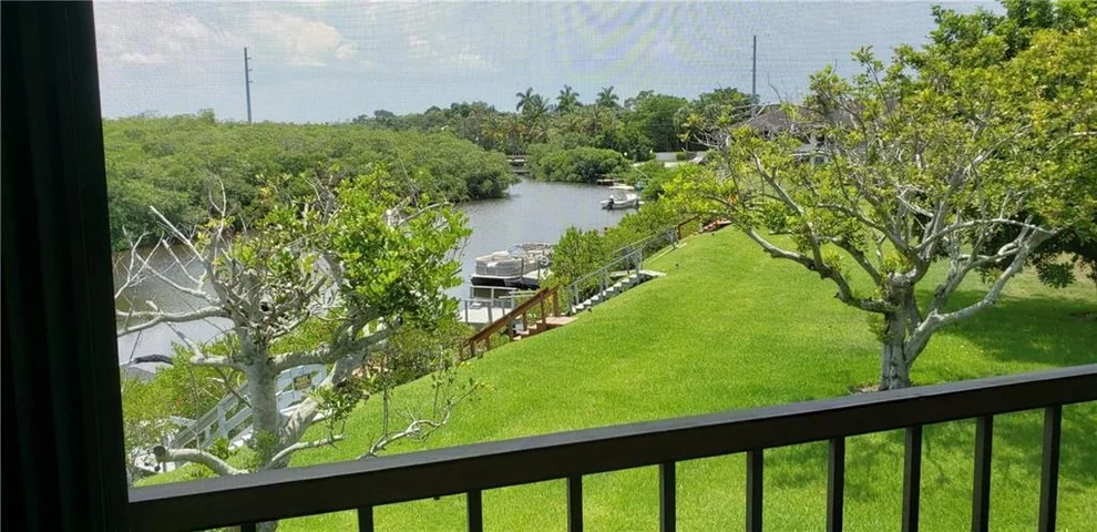 Unit for sale at 950 S Kanner Highway, Stuart, FL 34994