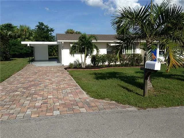 Unit for sale at 419 SE Fini Drive, Stuart, FL 34996