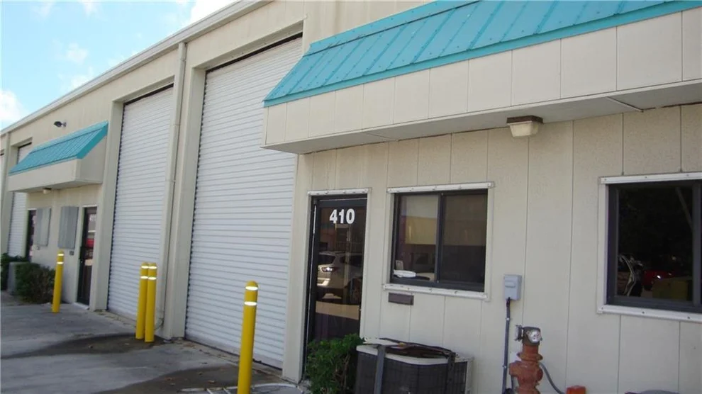 Unit for sale at 410 SE Decker Avenue, Stuart, FL 34994