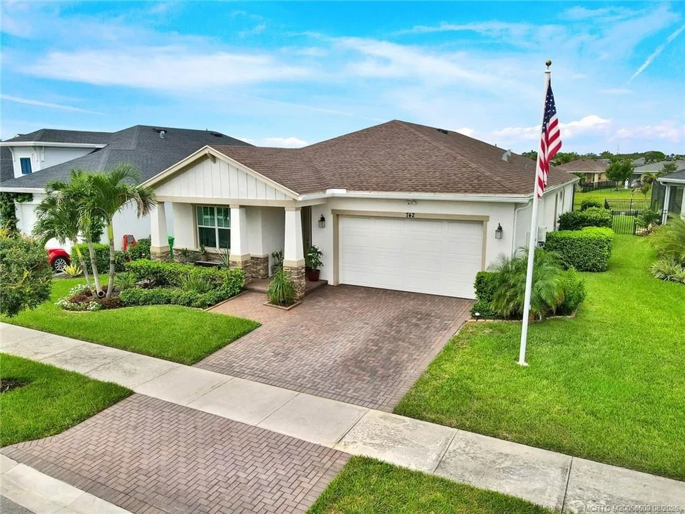 Unit for sale at 742 SE Woodbine Road, Port St Lucie, FL 34984