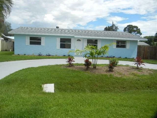 Unit for sale at 2030 SE Madison Street, Stuart, FL 34997