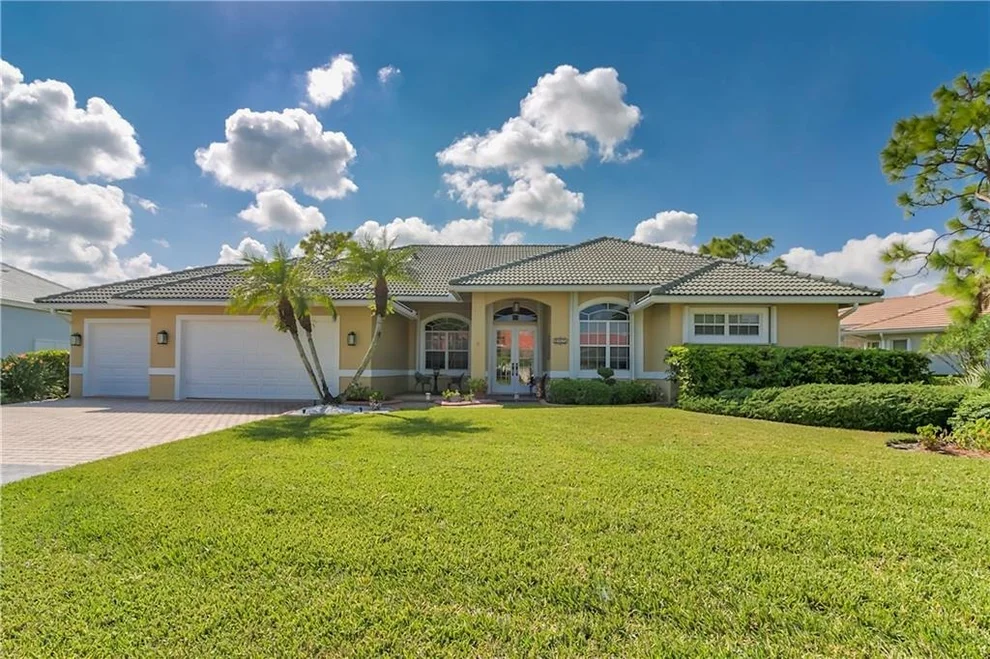 Unit for sale at 5165 SE Lost Lake Way, Hobe Sound, FL 33455