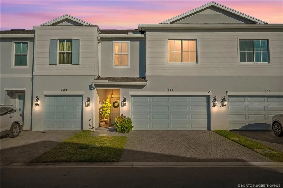 Unit for sale at 649 NE Waters Edge Lane, Port St Lucie, FL 34983