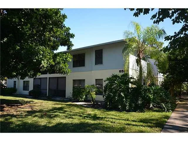 Unit for sale at 6553 SE Federal Highway, Stuart, FL 34997