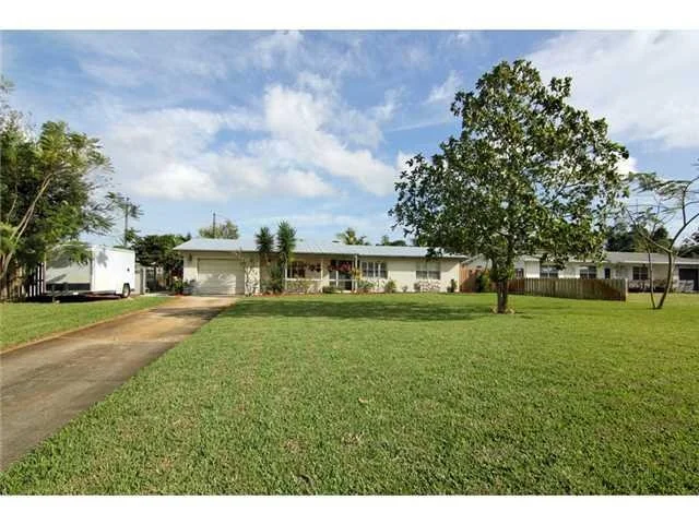 Unit for sale at 1153 SE Dolphin Drive, Stuart, FL 34996