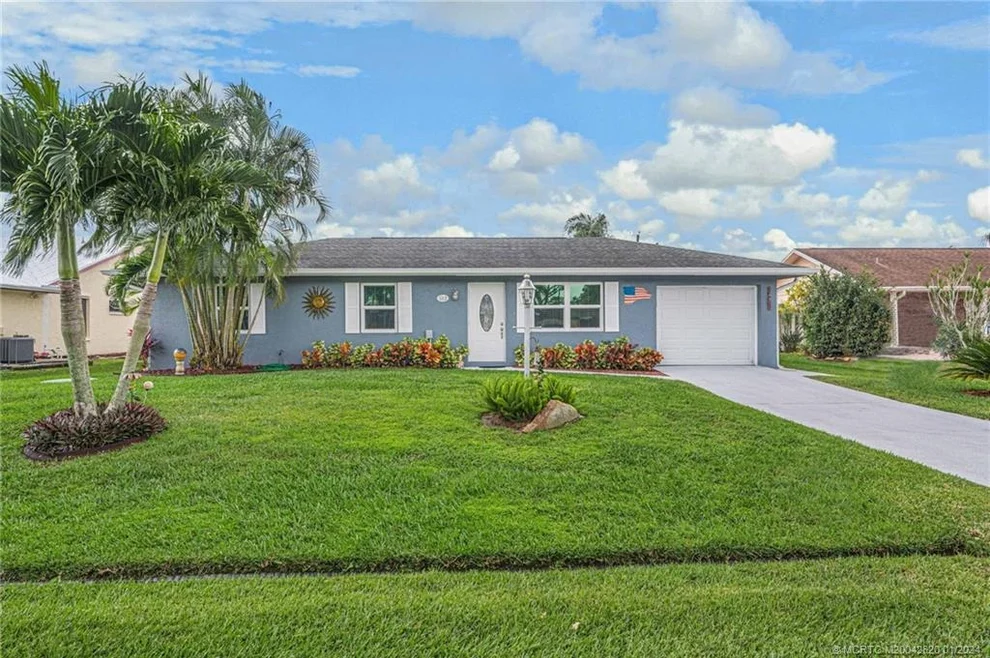Unit for sale at 512 SE Sunnybrook Terrace, Port St Lucie, FL 34983