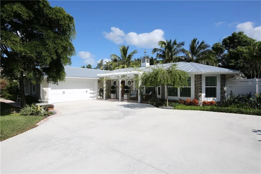 Unit for sale at 9 Lantana Lane, Sewalls Point, FL 34996