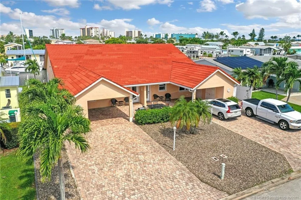 Unit for sale at 58 Aqua Ra Drive, Jensen Beach, FL 34957