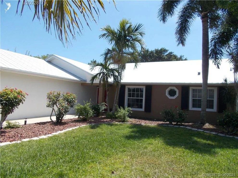 Unit for sale at 4479 SE Robertson Road, Stuart, FL 34997
