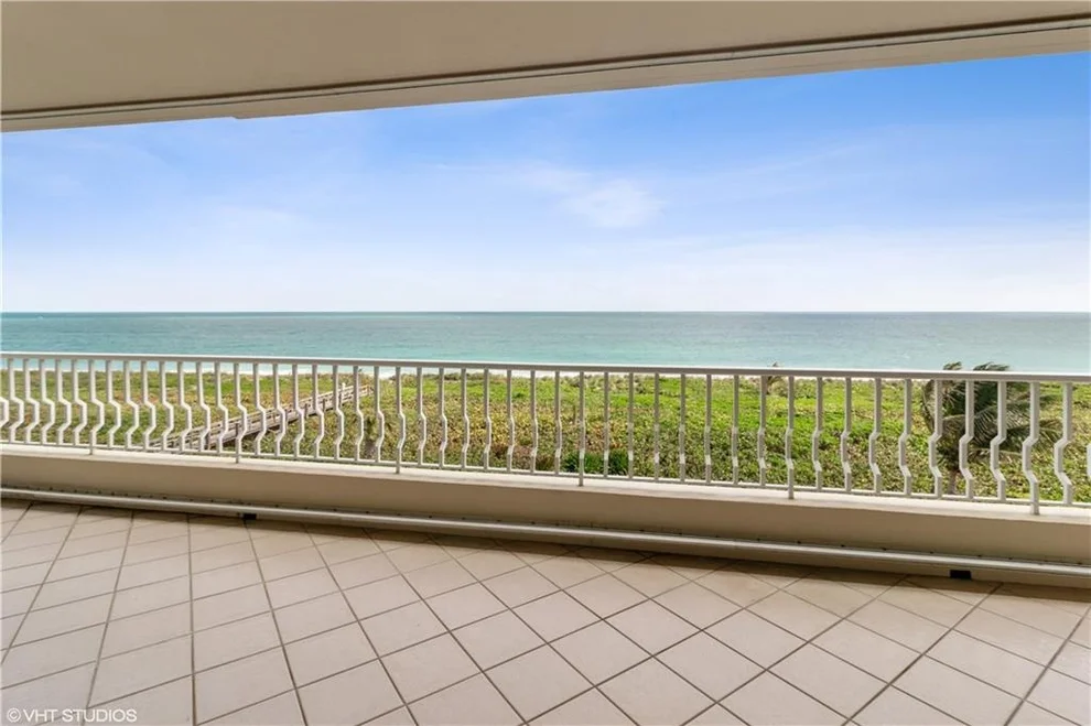 Unit for sale at 3001 SE Island Point Lane, Stuart, FL 34996