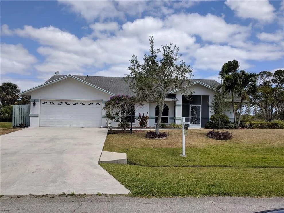 Unit for sale at 941 SE Streamlet Avenue, Port St Lucie, FL 34983