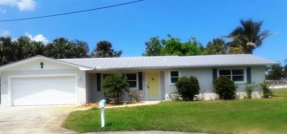 Unit for sale at 4650 NE Allen Circle, Jensen Beach, FL 34957
