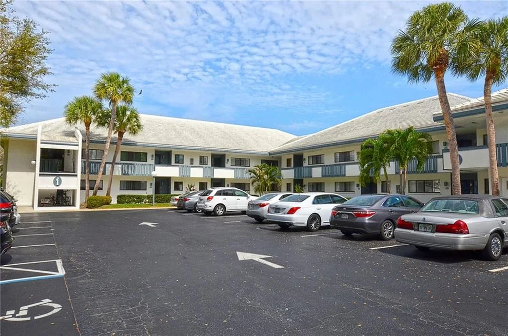 Unit for sale at 175 SE Saint Lucie Boulevard, Stuart, FL 34996