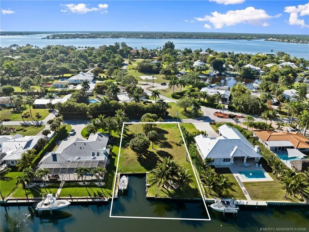 Unit for sale at 1706 NW Fork Road, Stuart, FL 34994