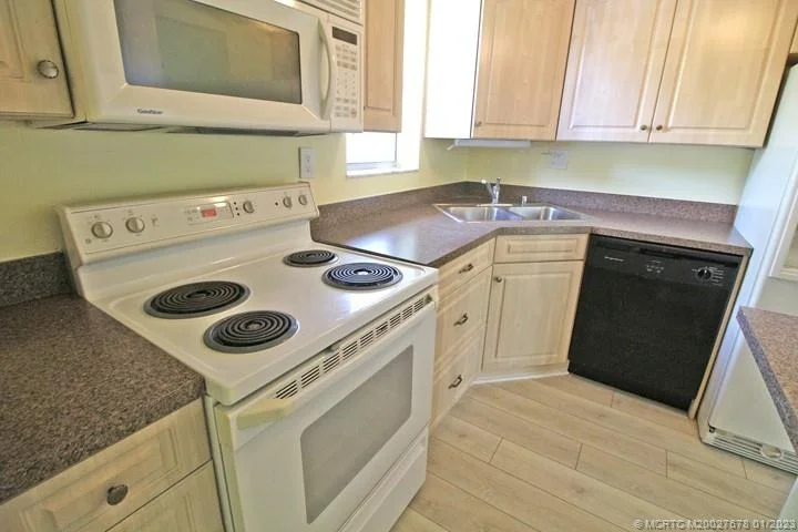 Unit for sale at 1915 SW Palm City Road, Stuart, FL 34994