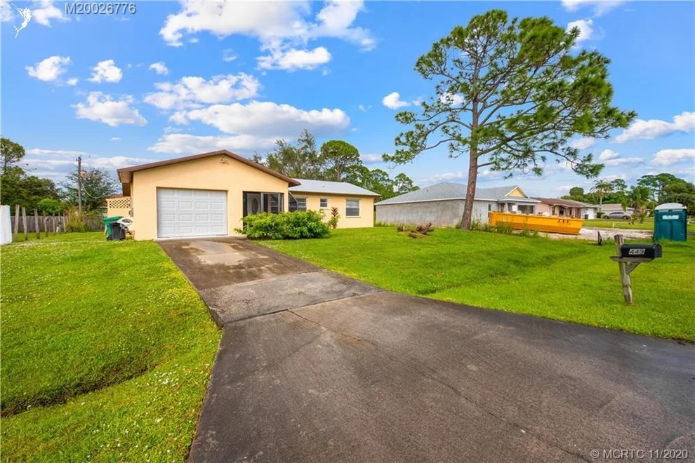 Unit for sale at 449 SE Evergreen Terrace, Port St Lucie, FL 34983