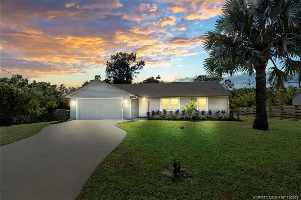Unit for sale at 1136 SE 14th Street, Stuart, FL 34996