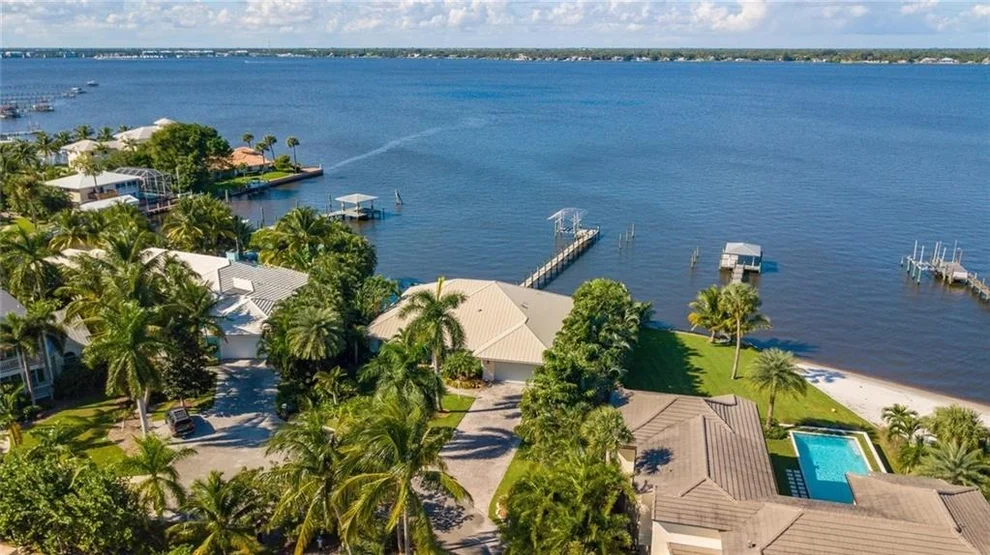 Unit for sale at 250 SE Cardinal Way, Stuart, FL 34996