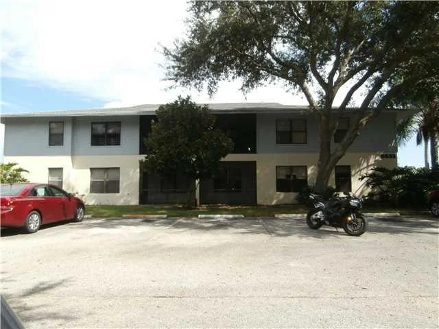 Unit for sale at 6533 SE Federal Highway, Stuart, FL 34997