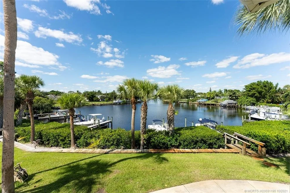 Unit for sale at 944 NW Spruce Ridge Drive, Stuart, FL 34994