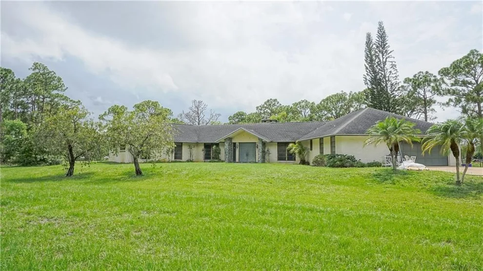 Unit for sale at 3484 SW Boatramp Avenue, Palm City, FL 34990